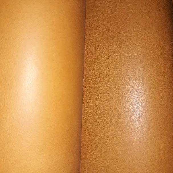 Pele de vaca acabamento a queimar cor camel