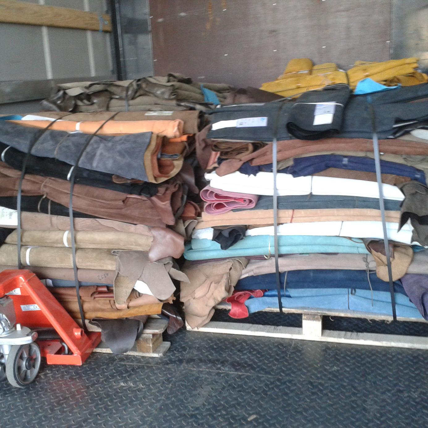 Leather stock lot peles.pt